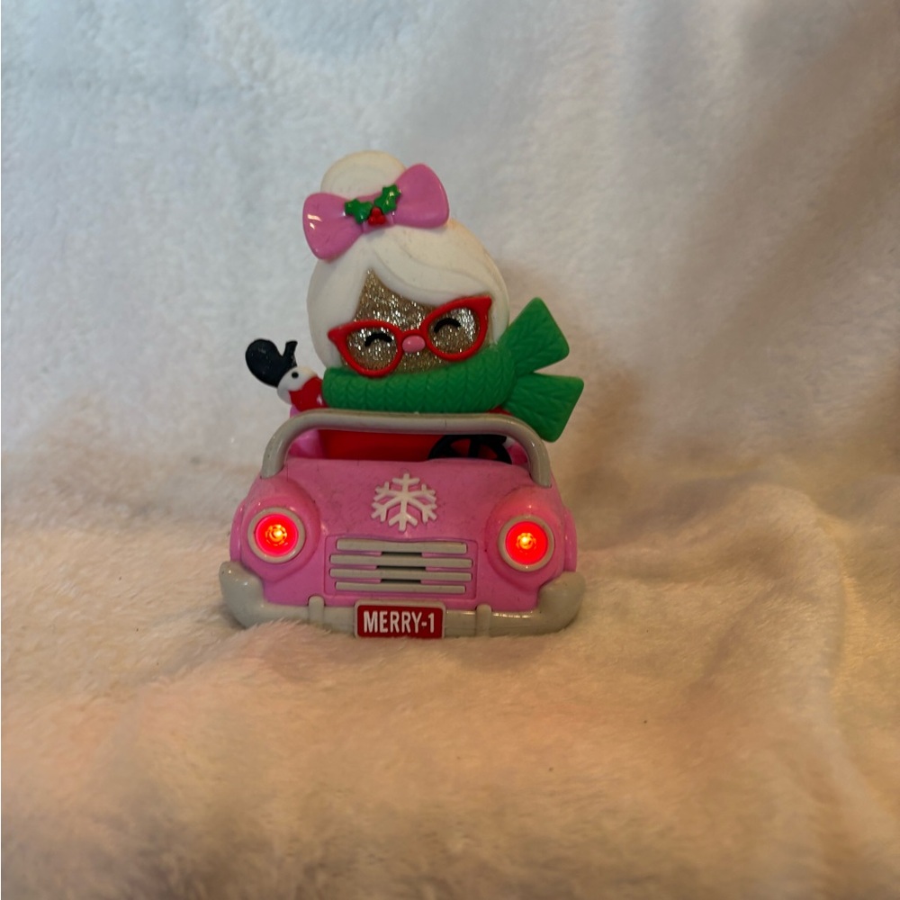 Bath and Body Works Holiday Toy Car with Doll foam soap holder bath